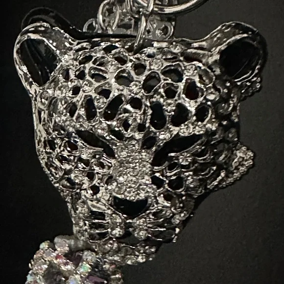 CHANEL (stamped & auth.) silver/blk charm & Panther Keychain/BagCharm. New. - Picture 2 of 11